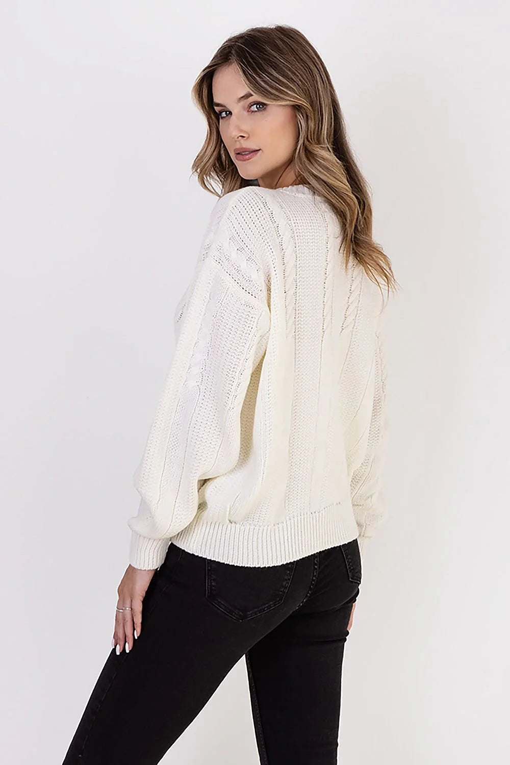 Elegant Vertical Knit Sweater MKM 187224