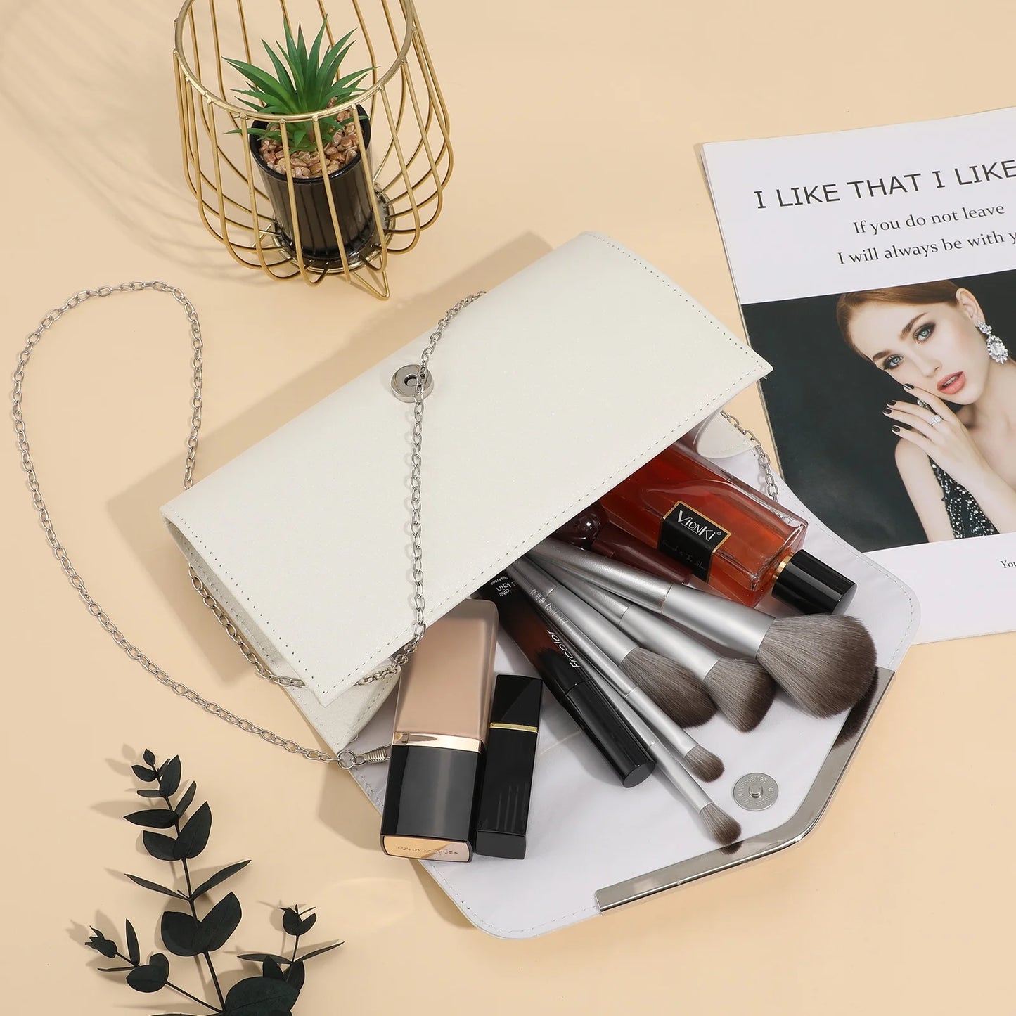 White Evening Bag Handbag Wedding Party Message Bag Clutch Bag Purse Simple Chain Bag for Women Ladies