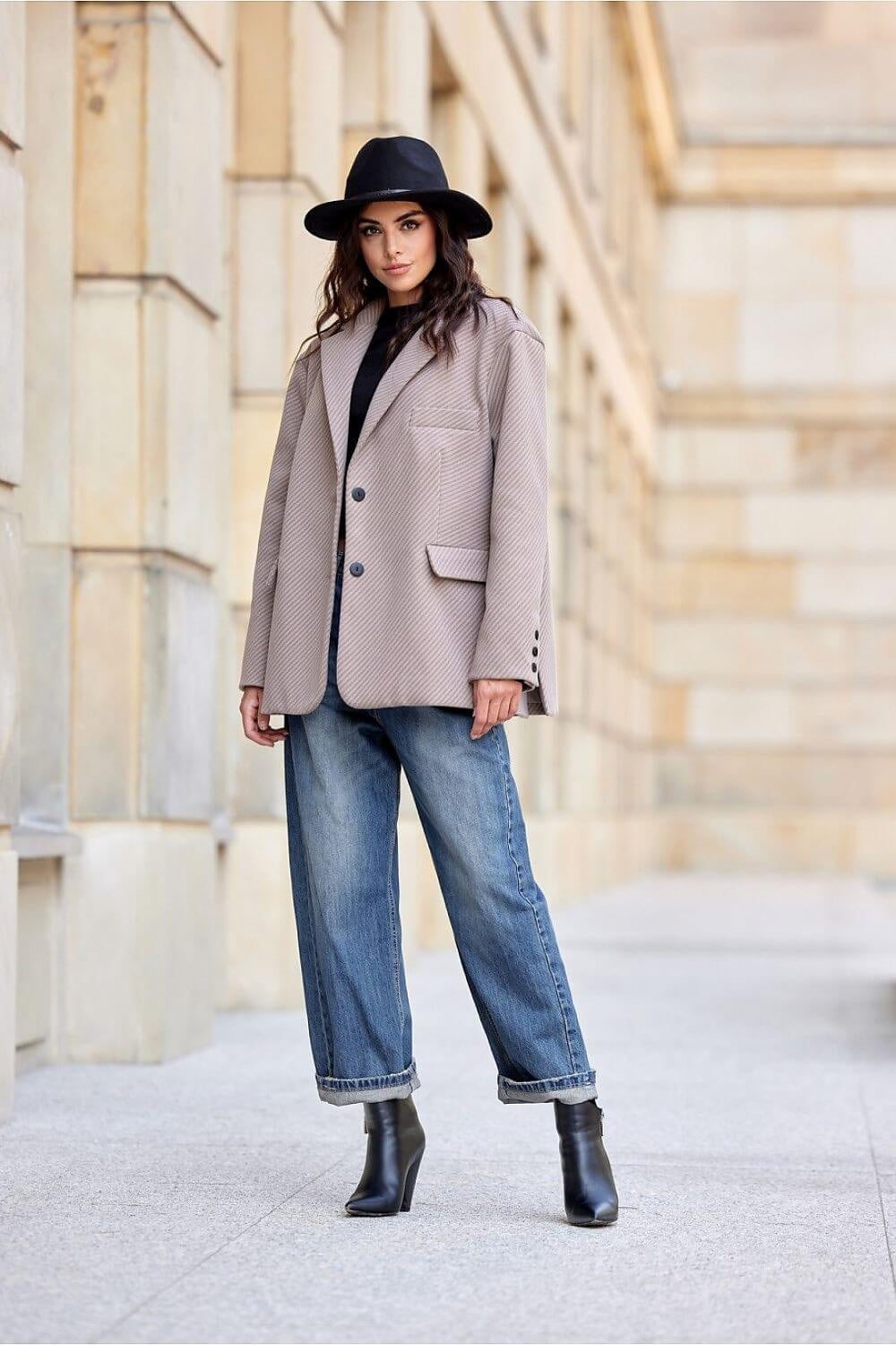 Jacket Model 200145 Roco Fashion