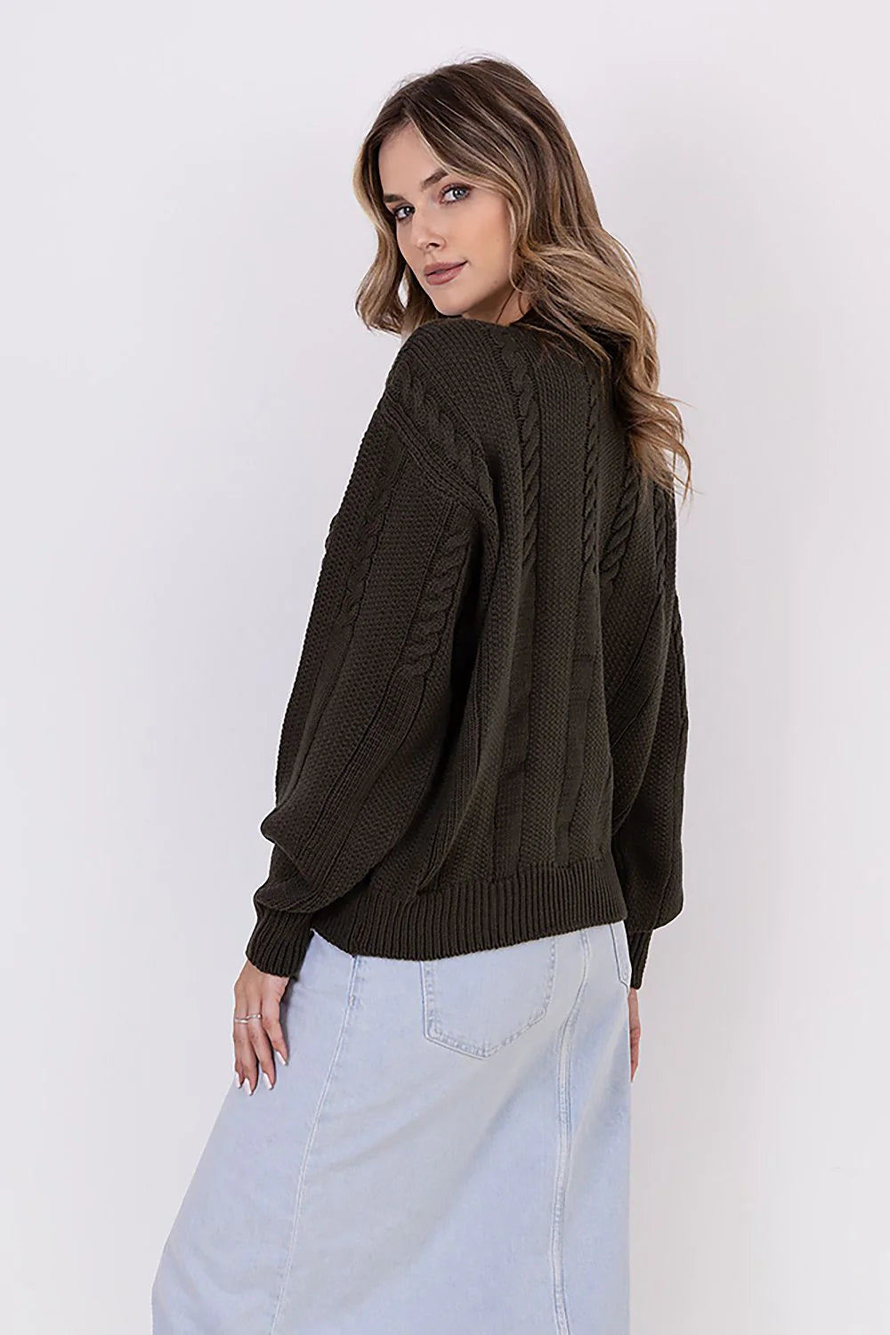 Elegant Vertical Knit Sweater MKM 187224