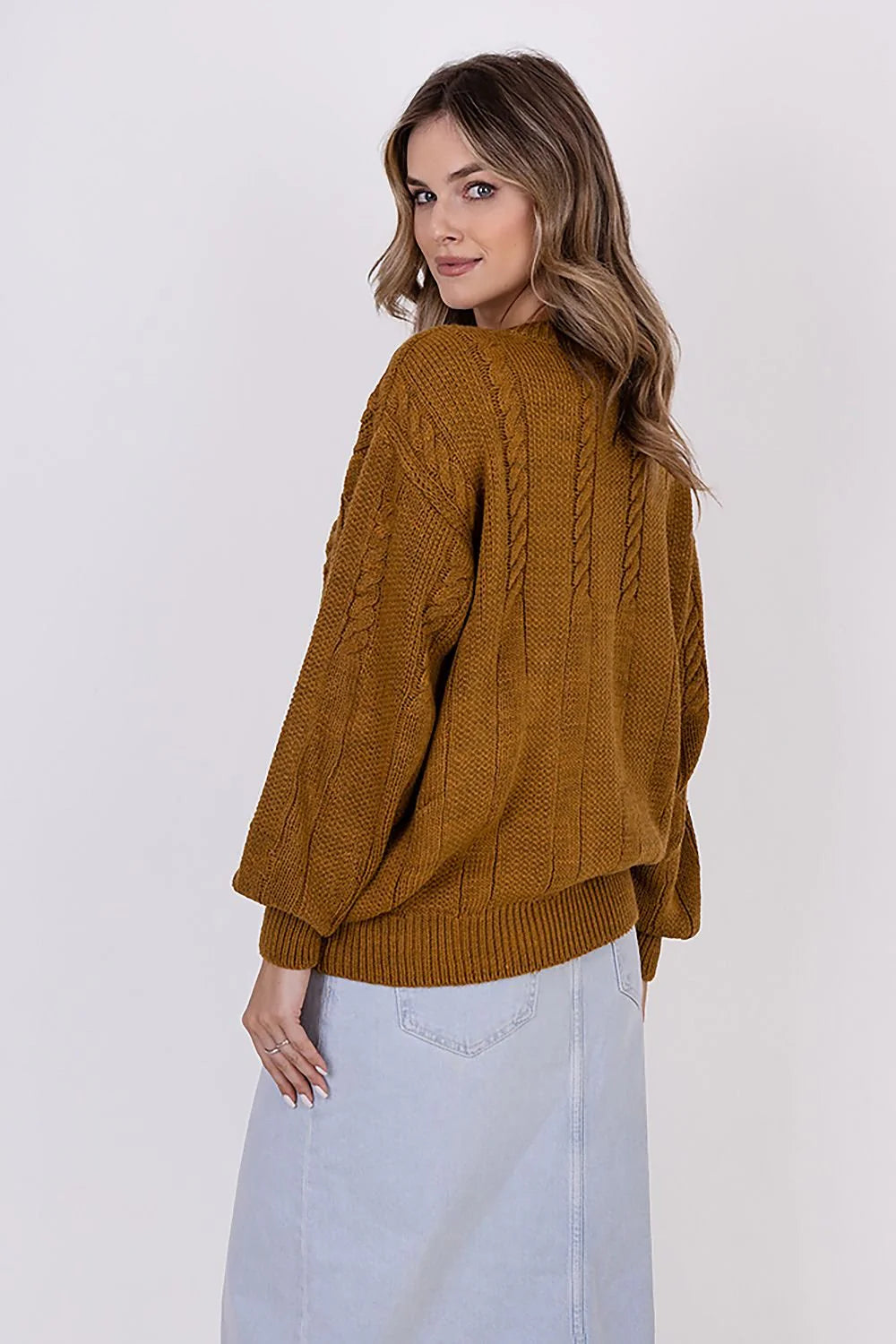 Elegant Vertical Knit Sweater MKM 187224